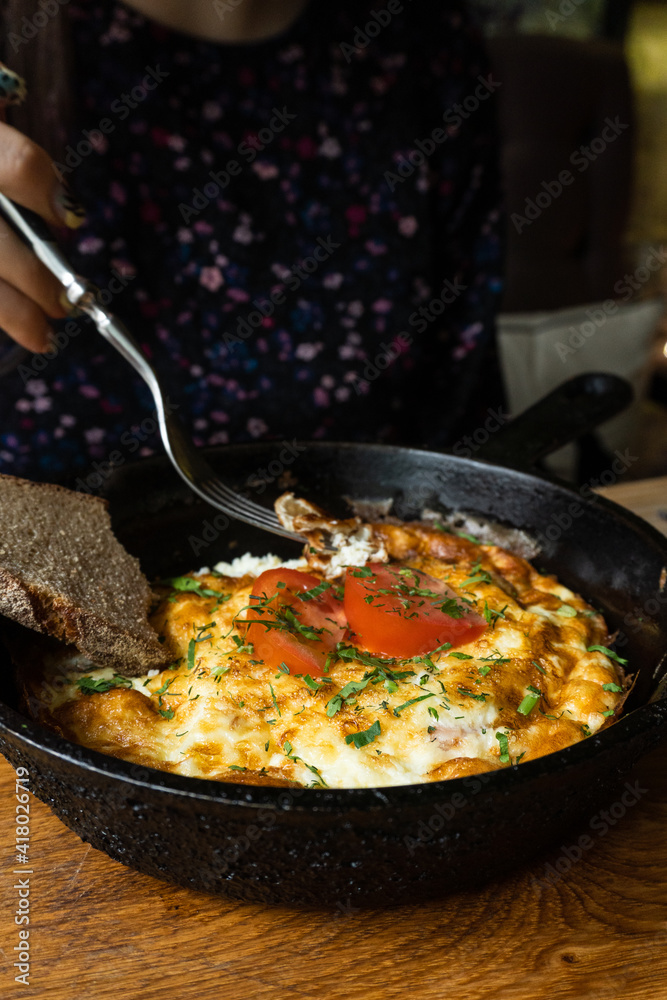 omelette with vegetables
omelette with vegetables