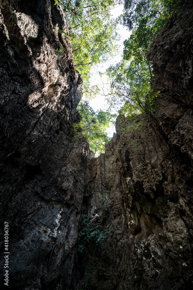 Koh Hong at Phang Nga bay, limestone island completely surrounded by cliff wall look like a huge hall. Koh Hong at Phang Nga bay, limestone island completely surrounded by cliff wall look like a huge hall.