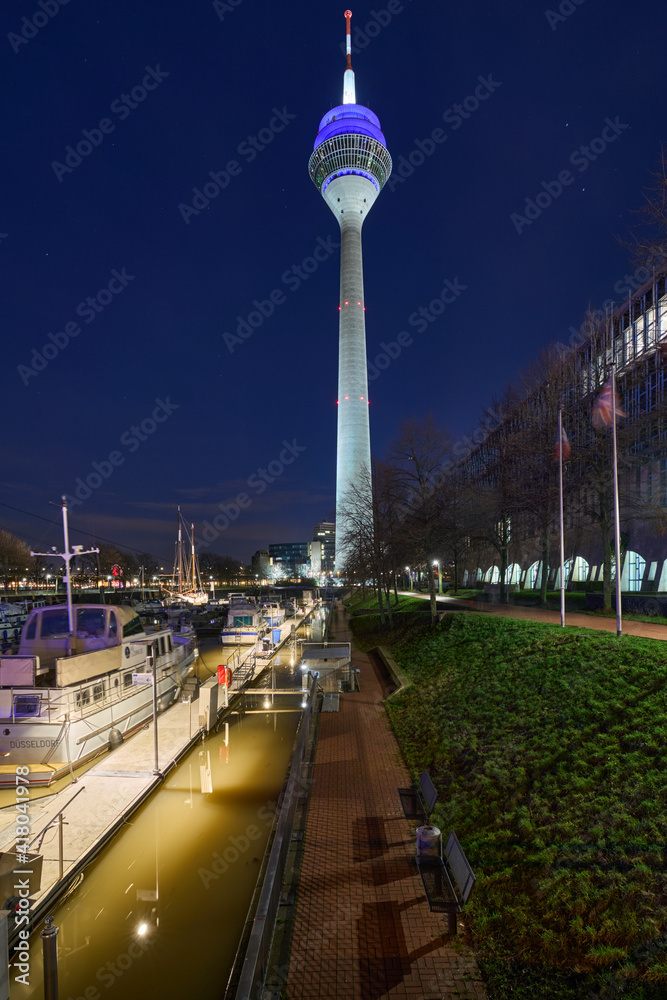 Düsseldorf city places buildings blue hour   