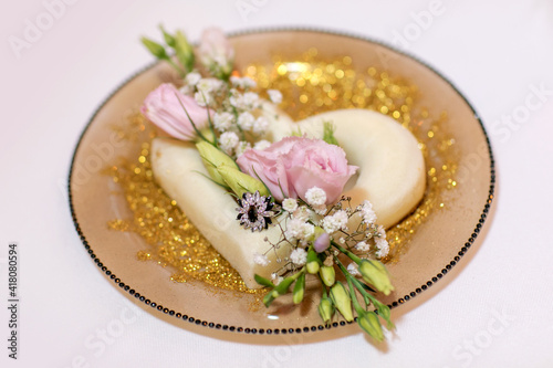 wedding decor  flowers  black and gold decor  candles