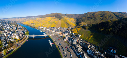 Landshut castle ruins above the Moselle, Bernkastel-Kues, Moselle, Rhineland-Palatinate, Germany, photo