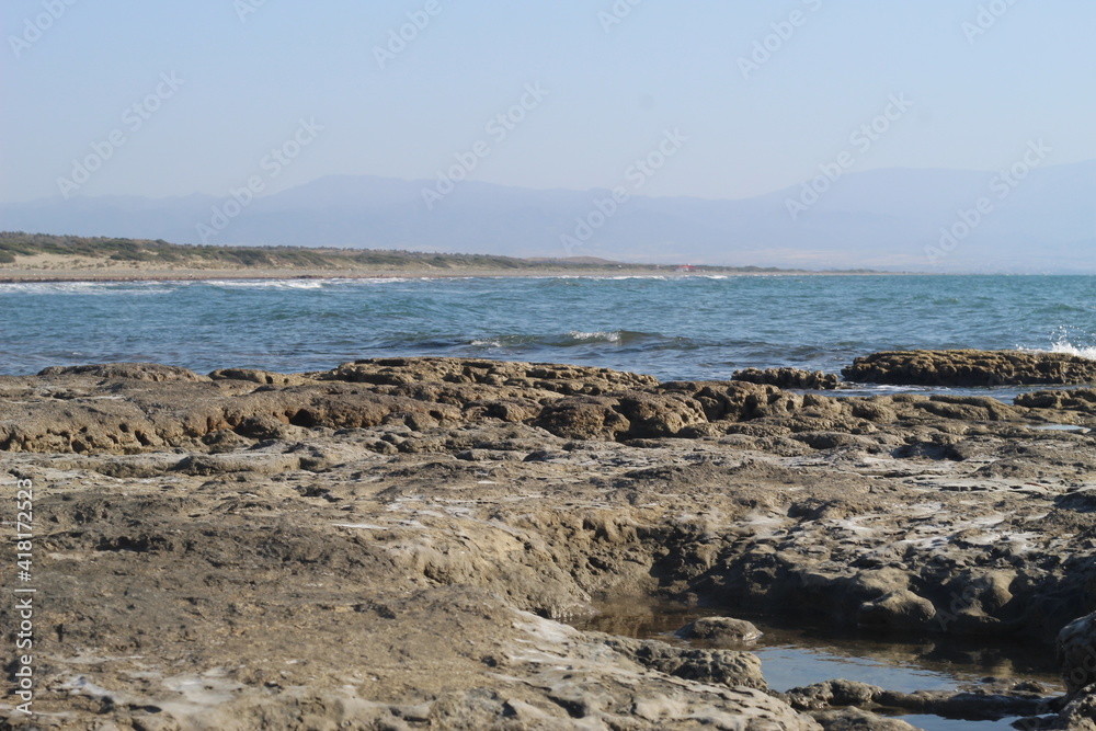 sea and rocks