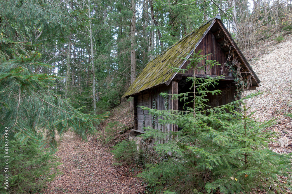 DÖRRHAUS . DÖRRHÜTTE . FRUIT KILN DÖRRHAUS . DÖRRHÜTTE . FRUIT KILN