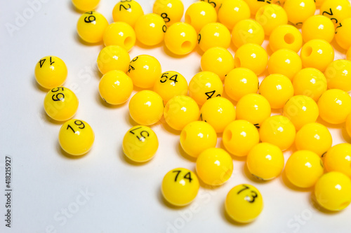 Bingo game with yellow balls