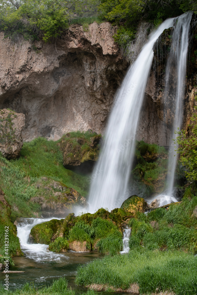 Fototapeta premium USA, Colorado. Rifle Falls, Rifle Falls State Park.