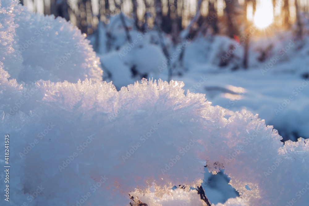 Crystal snow closeup. Snow in the sunset. Cold frosty day blurry ...