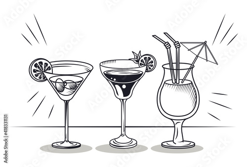 cocktails cups set