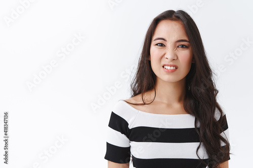 Quadro em tela Girl feeling pity or sorry for friend got in trouble