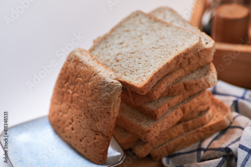 The loaf of sliced wholewheat bread