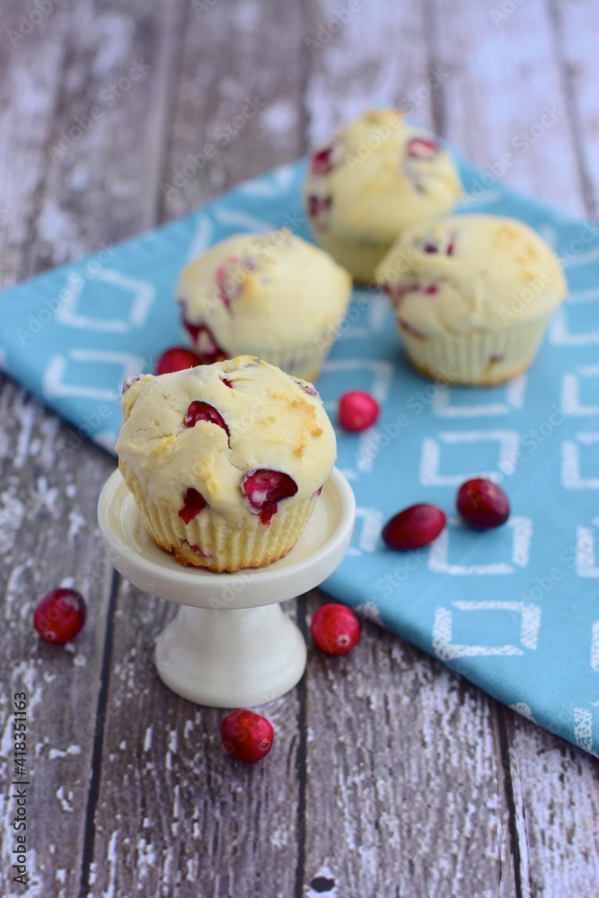 Muffins with fresh cranberries Muffins with fresh cranberries