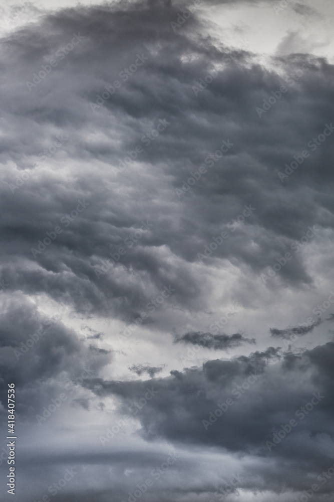 Obraz premium dramatic sky with storm clouds coming