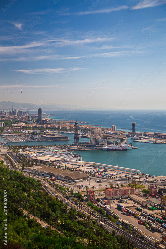 Obraz premium Barcelona Tourist port