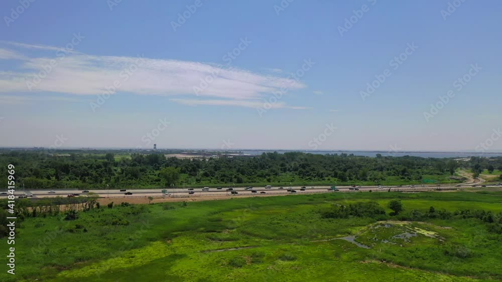 Flyover the Belt Parkway in Brooklyn Flyover the Belt Parkway in Brooklyn