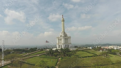Monument to the Heroes of the Restoration 10 The Monumento a los Héroes de la Restauración is a monument in the city of Santiago de los Caballeros in the Dominican Republic