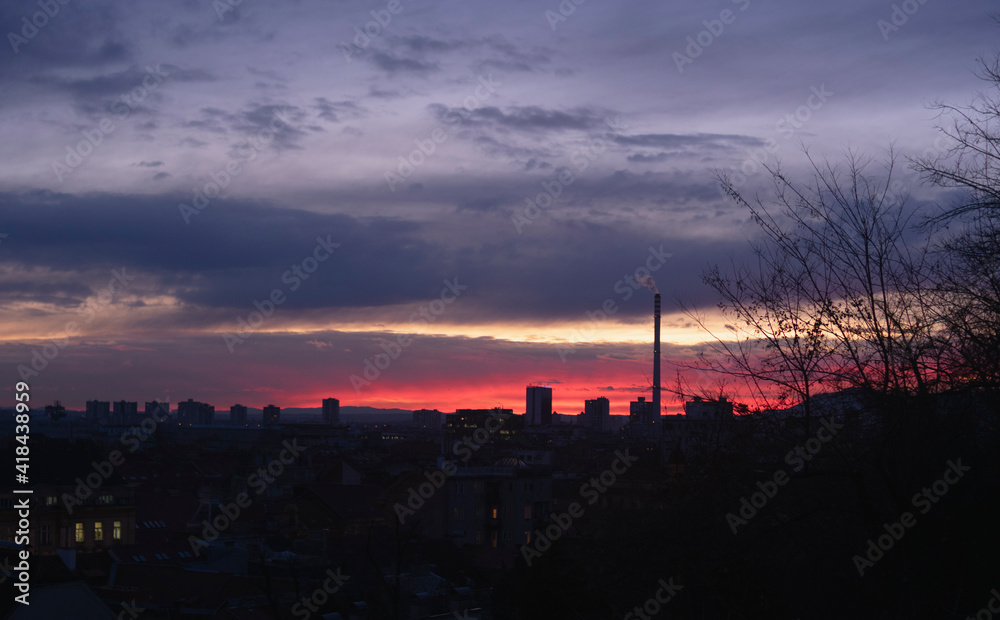 Naklejka premium Colorful sunset in Zagreb Croatia