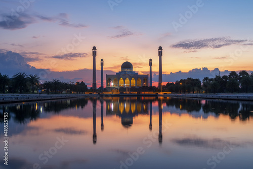 Central mosque of Songkhla Thailand Beautiful sunset and reflection at the central mosque in songkhla,Thailand