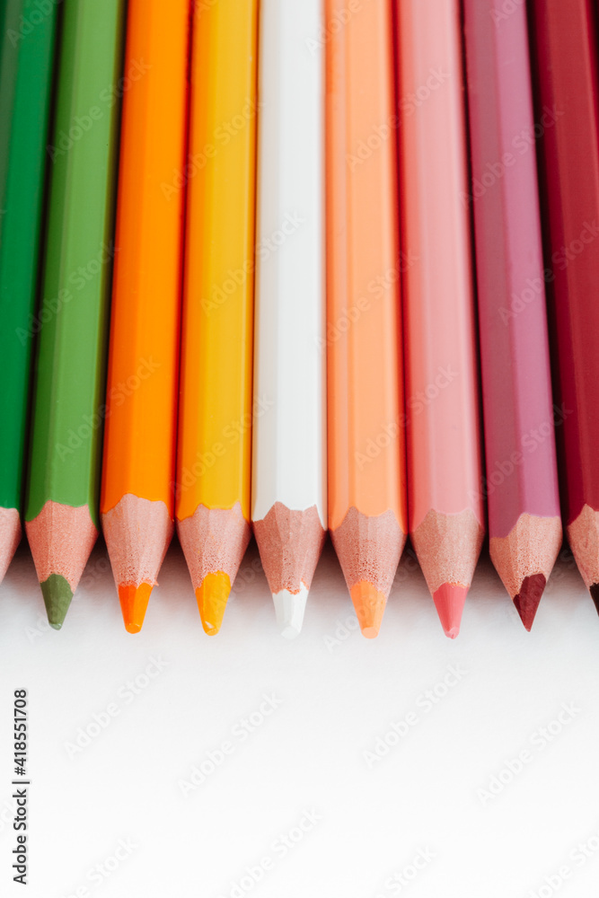 Close up of sharp colored pencils. Close up of sharp colored pencils. Coloured penciles used for home schooling lined up during art lesson. Close up of sharp colored pencils. Close up of sharp colored pencils. Coloured penciles used for home schooling lined up during art lesson.