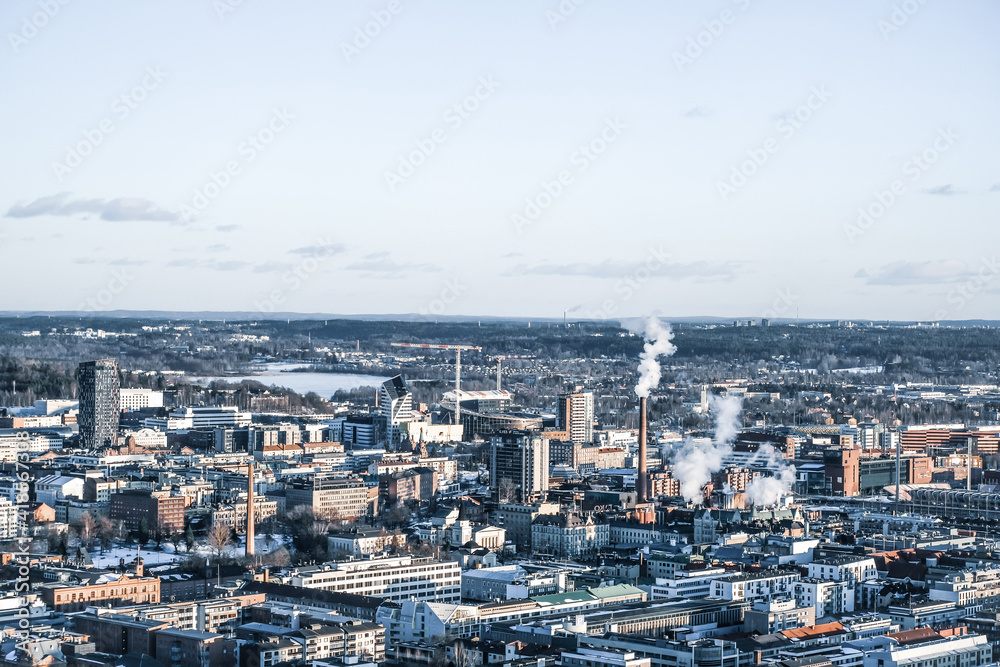 Näsinneula Blick auf Tampere Aussicht über die Stadt Luftbild Vogelperspektive von oben im Winter Aussichtsturm