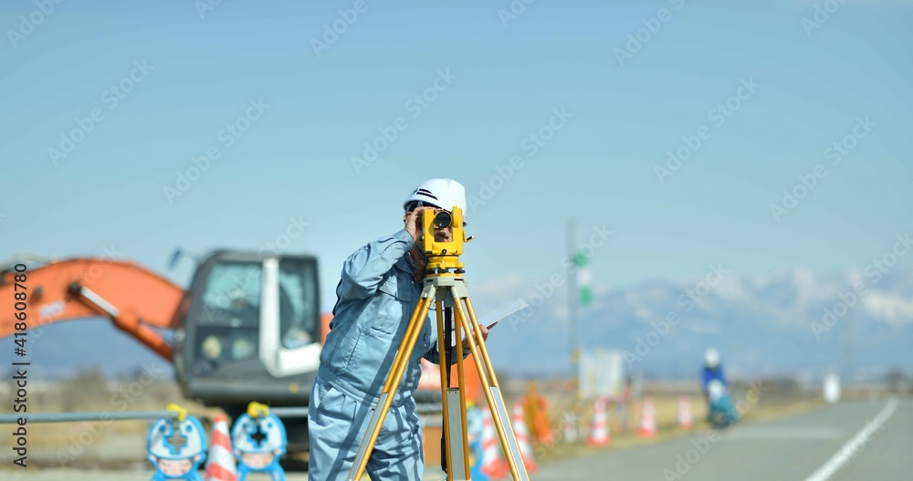 工事測量の建設技師
