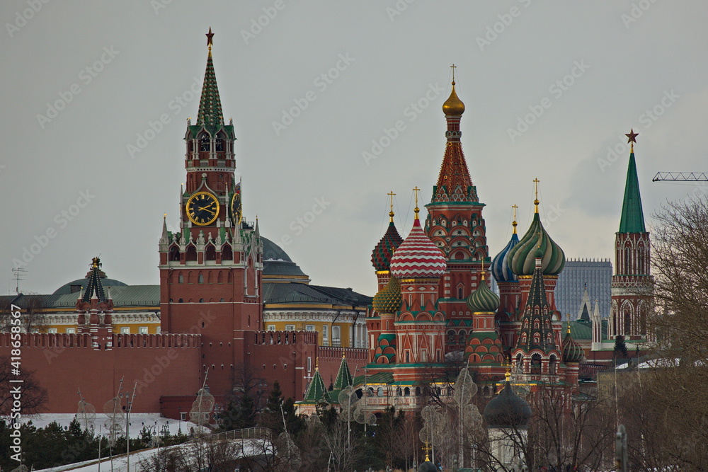 View of the Moscow Kremlin from the Ustinsky Bridge. View of the Moscow Kremlin from the Ustinsky Bridge.