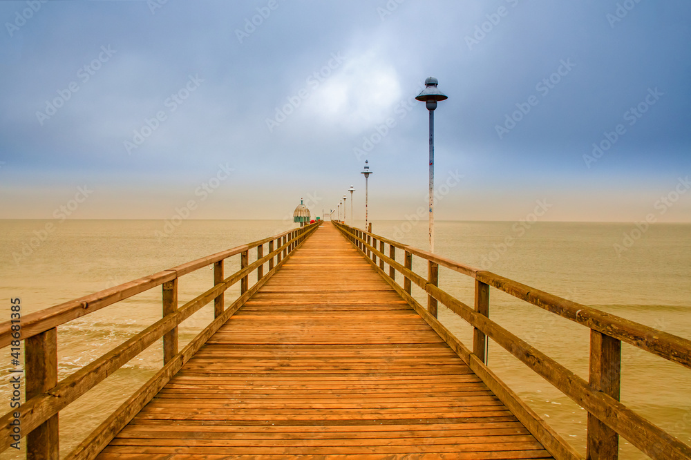 Seebrücke in Zinnowitz Ostseebad auf der Insel Usedom Seebrücke in Zinnowitz Ostseebad auf der Insel Usedom