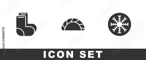 Set Valenki, Dumpling and Snowflake icon. Vector.