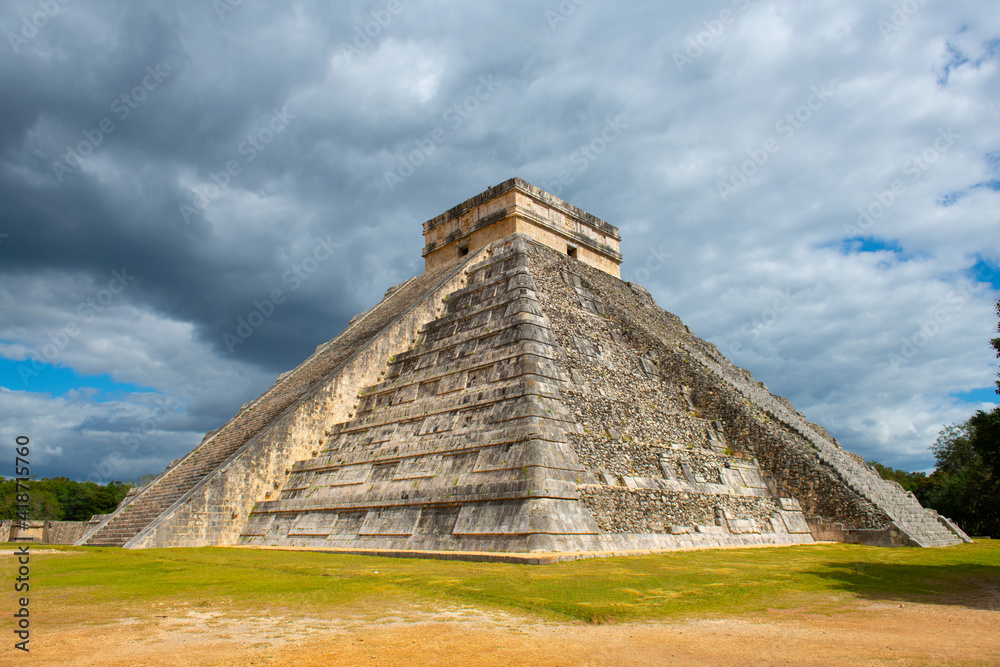 Temple of Kukulcan El Castillo at the center of Chichen Itza archaeological site in Yucatan, Mexico. Temple of Kukulcan El Castillo at the center of Chichen Itza archaeological site in Yucatan, Mexico.