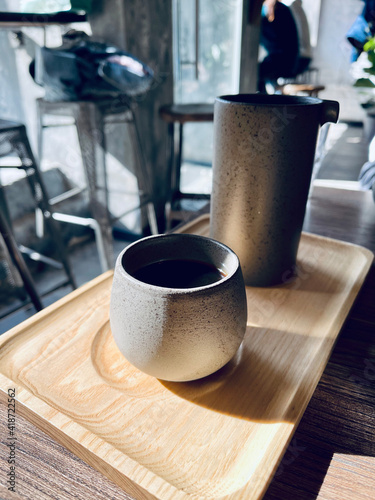 Bild auf Leinwand third wave coffee on wooden tray