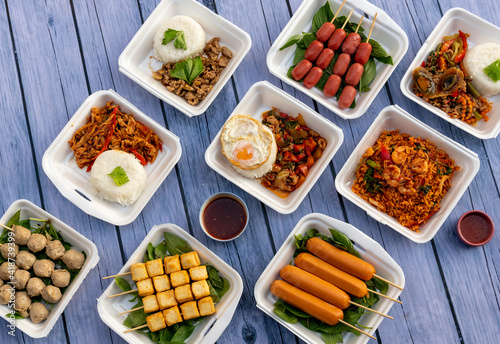 Thai Food Mixed Dishes Set 233009