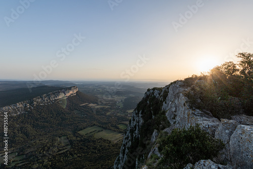 View of the mountain of Hortus the summit of Pic Saint-Loup at sunrise (Occitanie, France) © Ldgfr Photos