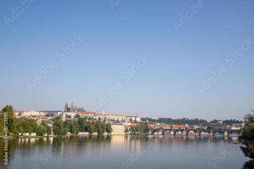 Karlsbrücke in Prag © LegusPic