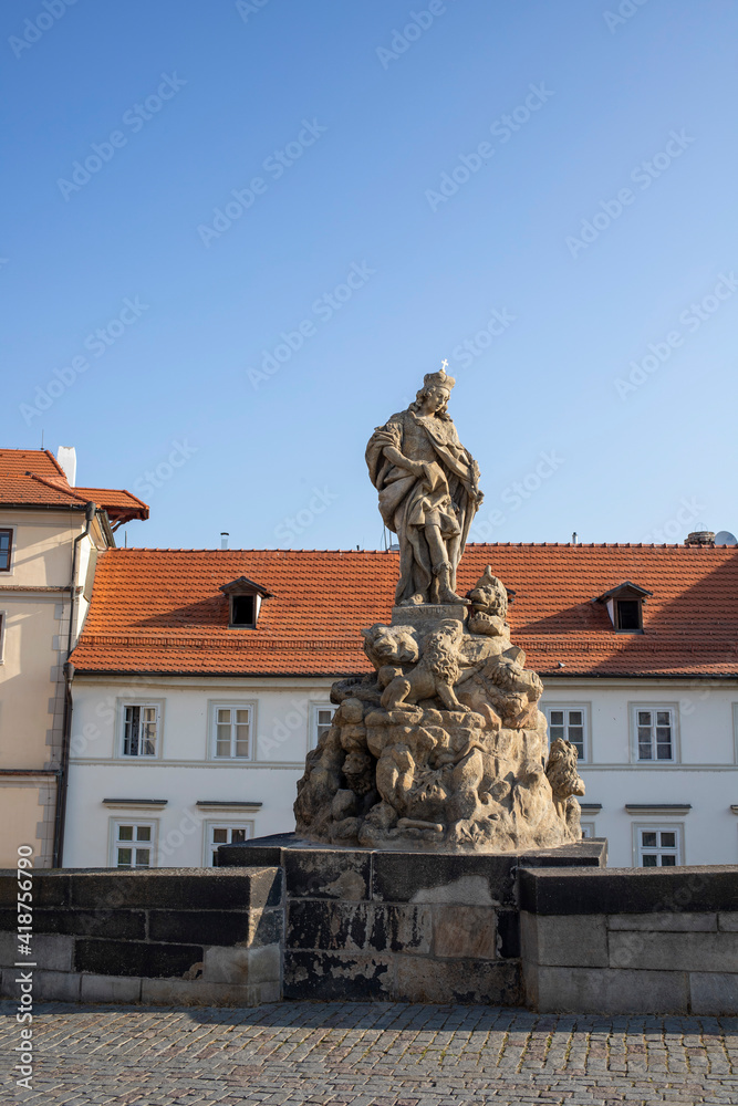 Obraz premium Karlsbrücke in Prag