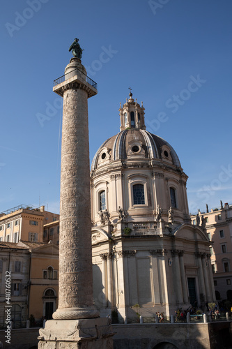 Rzym miasto zabytkowe Włochy latem