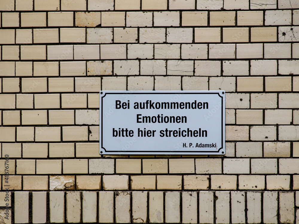 Fototapeta premium sign on a brick wall 