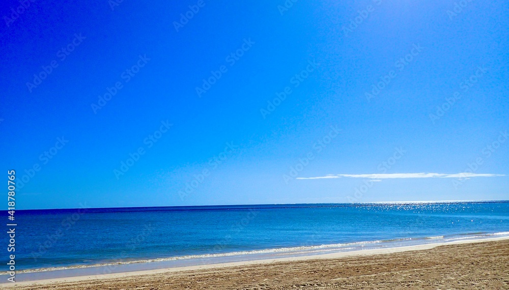 Blue sky and sea at Cancun beach resort
