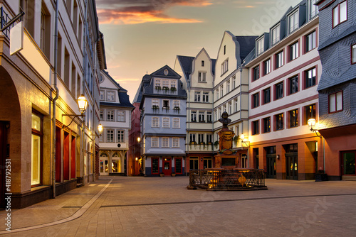 Historische Ostzeile am Römerberg Frankfurt am Main © Comofoto