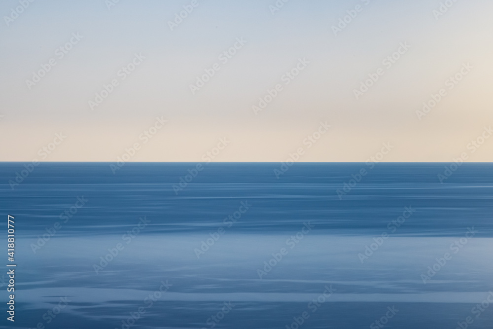 空と海と水平線、長秒露光（600秒）