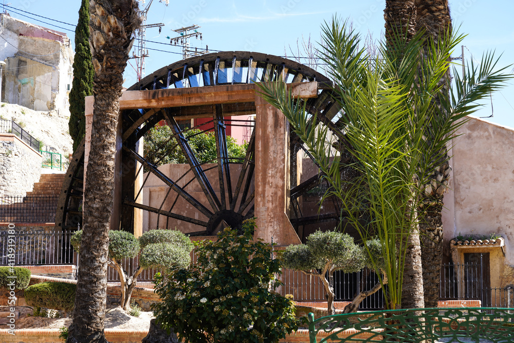 Φωτογραφία Ancient arabic mill, water noria at Abaran village in Murcia region Spain Europe