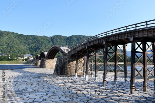 古い木製の橋