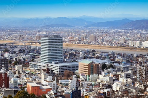 高台から見た　岐阜市の都市景観と建設中の岐阜市役所 photo