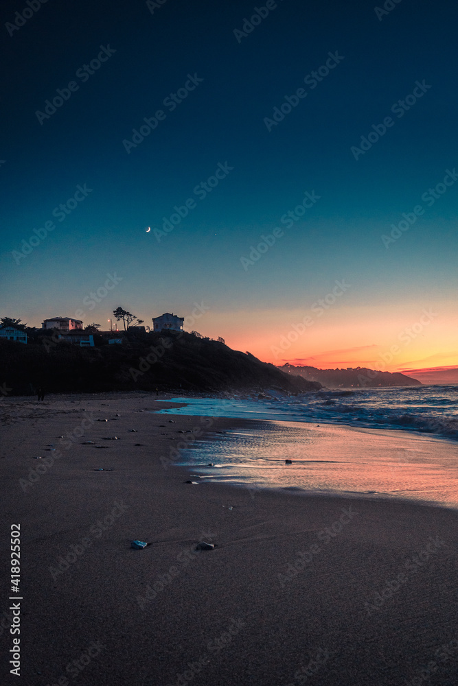 Coucher de soleil à la plage de Biarritz