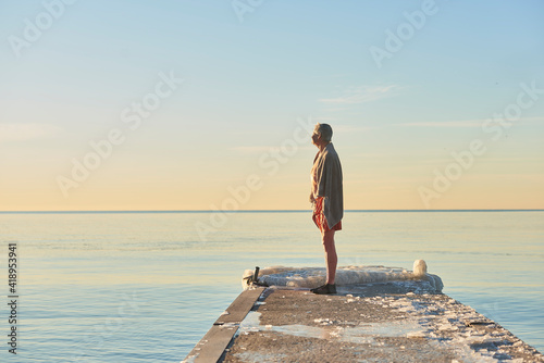 healthy, carefree, 80-90 years old, mature, freedom, senior, exercising, happy, one man, healthy lifestyle, caucasian ethnicity, water, ocean, vacation, sea, holiday, beach, summer, sky, person, smili photo