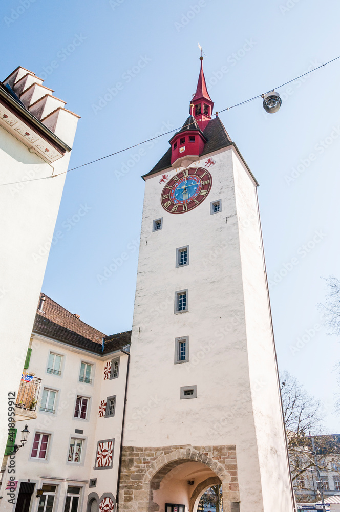 Obraz premium Bremgarten, Spittelturm, Obertor, Obertorplatz, Oberstadt, Altstadt, Altstadthäuser, Reuss, Fluss, Reussbrücke, Aargau, Stadtrundgang, Frühling, Schweiz