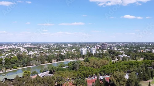 Ciudad de Mendoza desde el parque general san martin