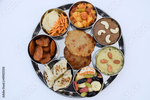 Bild auf Leinwand Indian Fasting cuisine Upwas items Thali complere meal for vrat ekadashi