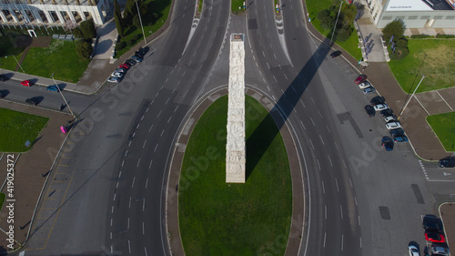 Photography Roundabout seen from above, Street round and traffic from Drone pov