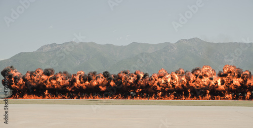 Fotografia explosion and fire
fireball
flames
orange colors
destruction
