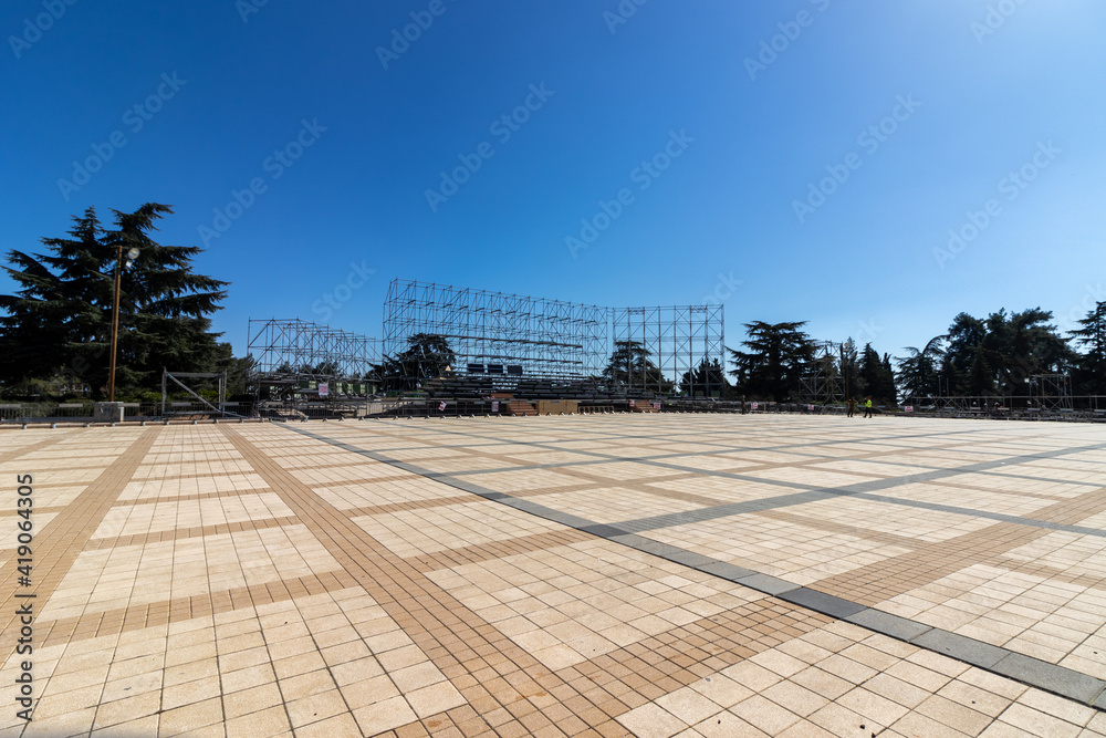 jerusalem-israel. 07-03-2021. The stage of the state ceremony for the Day of Remembrance for the Martyrs of Israel and for Independence Day in the middle of construction, Mount Herzl Park