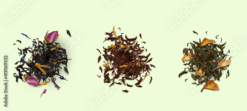 Tea heaps top view, assortment of dry leaves and flowers isolated on background. Red, green, black herbal dried fresh beverages. Healthy, organic drink, Realistic 3d vector illustration, set