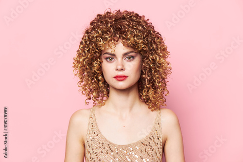 Pretty woman curly hair Red lips Look Forward glamor 